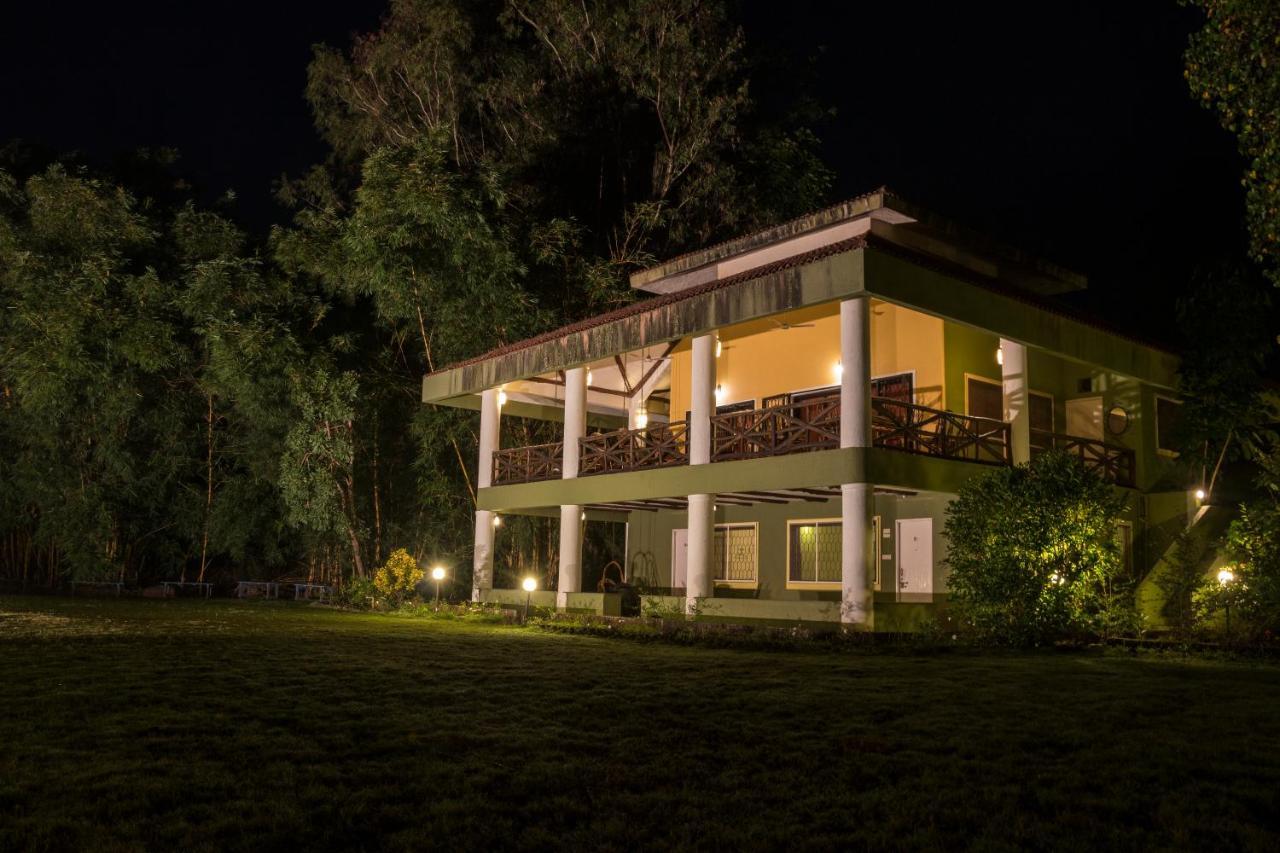 Golden Fields Resort Paud Экстерьер фото